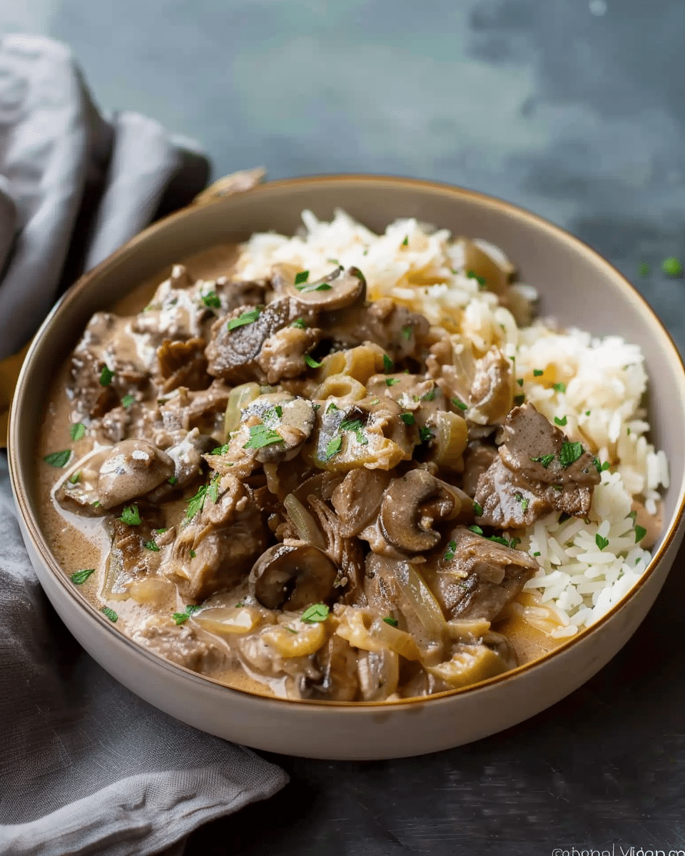 Slow Cooker Beef Stroganoff